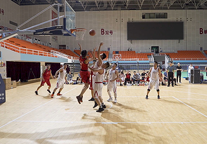 �������ʹ���-׷�󿵽�,����һ������